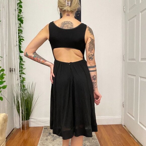 A.L.C Sleeveless Cutout Pleated Mini Dress Scoop Neck Size S Black - Picture 5 of 5
